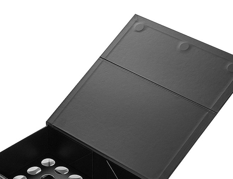 Anti-scratch lamination sample for premium rigid boxes